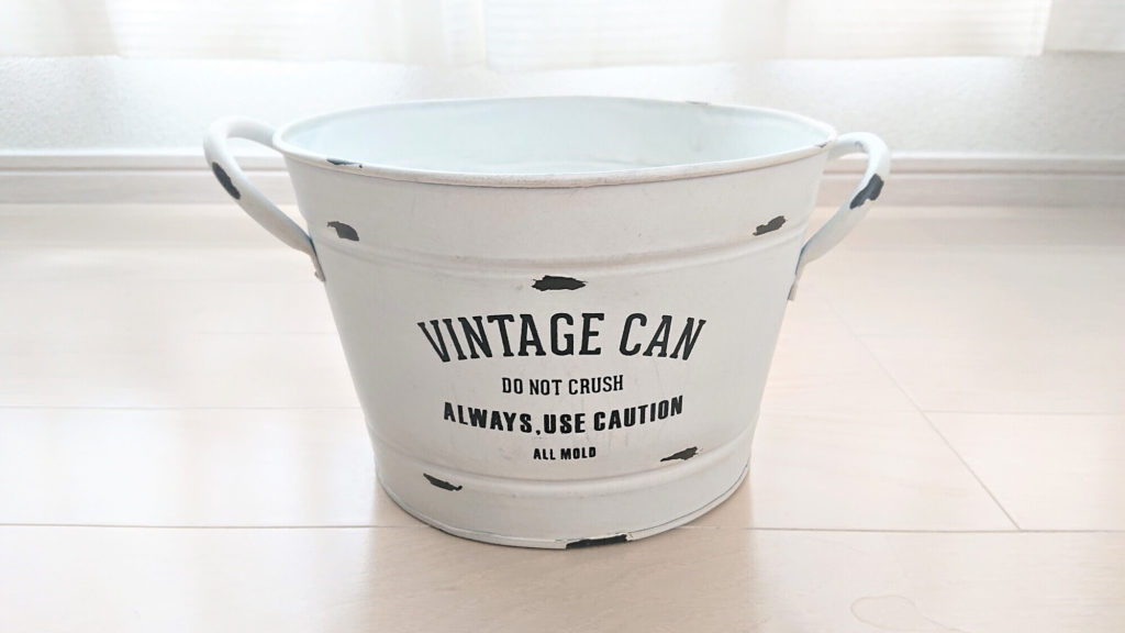 VINTAGE CAN